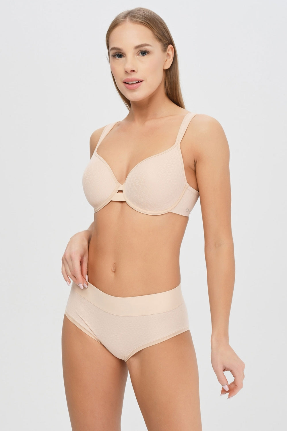 Шортики с широким поясом 11N4 Smooth Lines beige dore