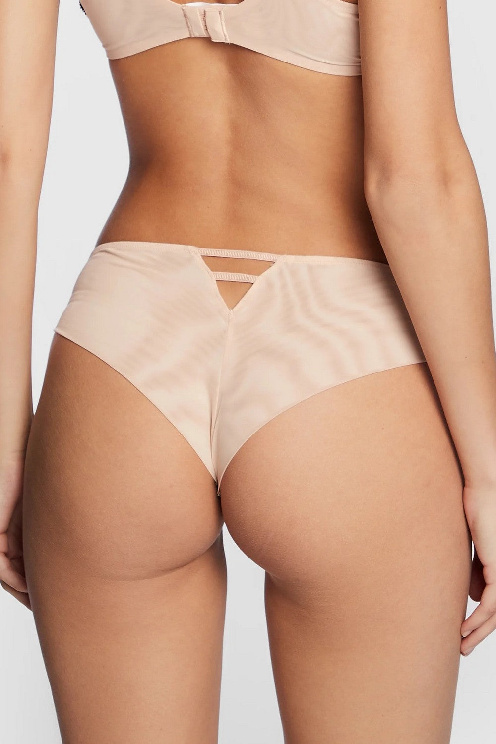 Трусики бразилиана с кружевом 12N9 black