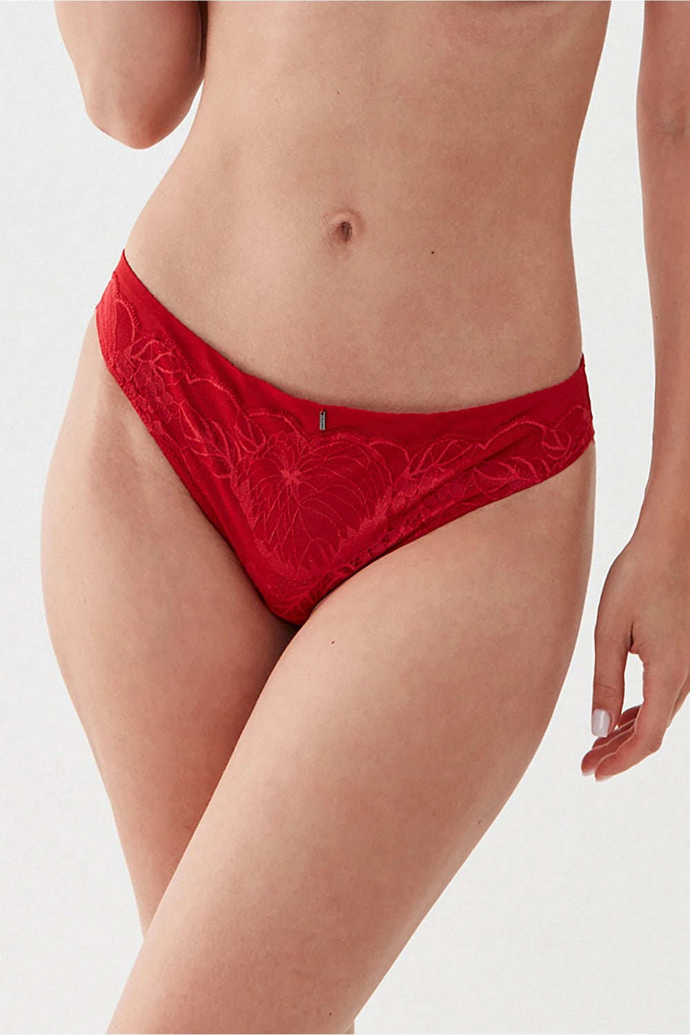 Трусики бразилиана с кружевом 12N9 scarlet