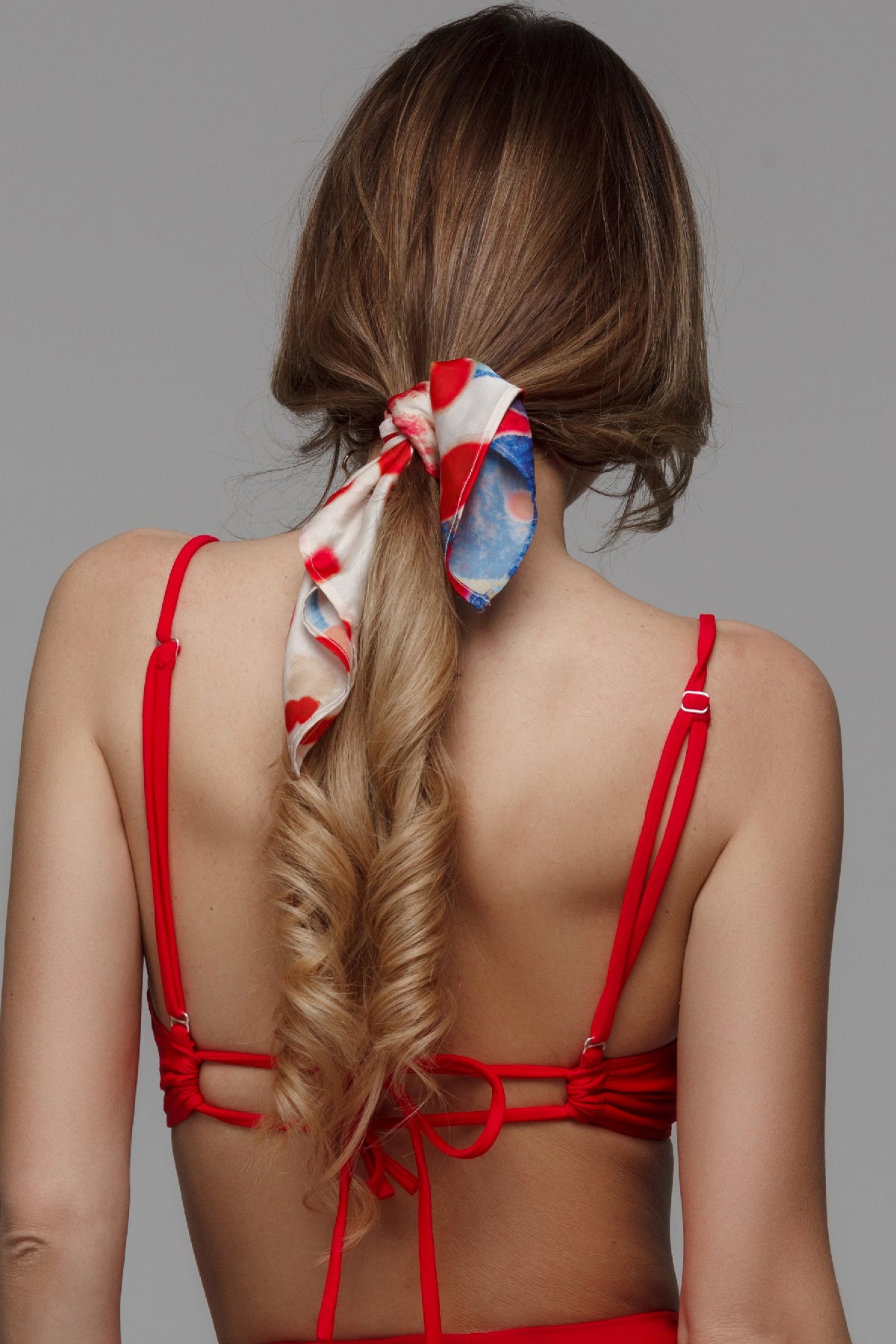 Купальный бюстгальтер на тонких бретелях SS19105/2 Scarlett red