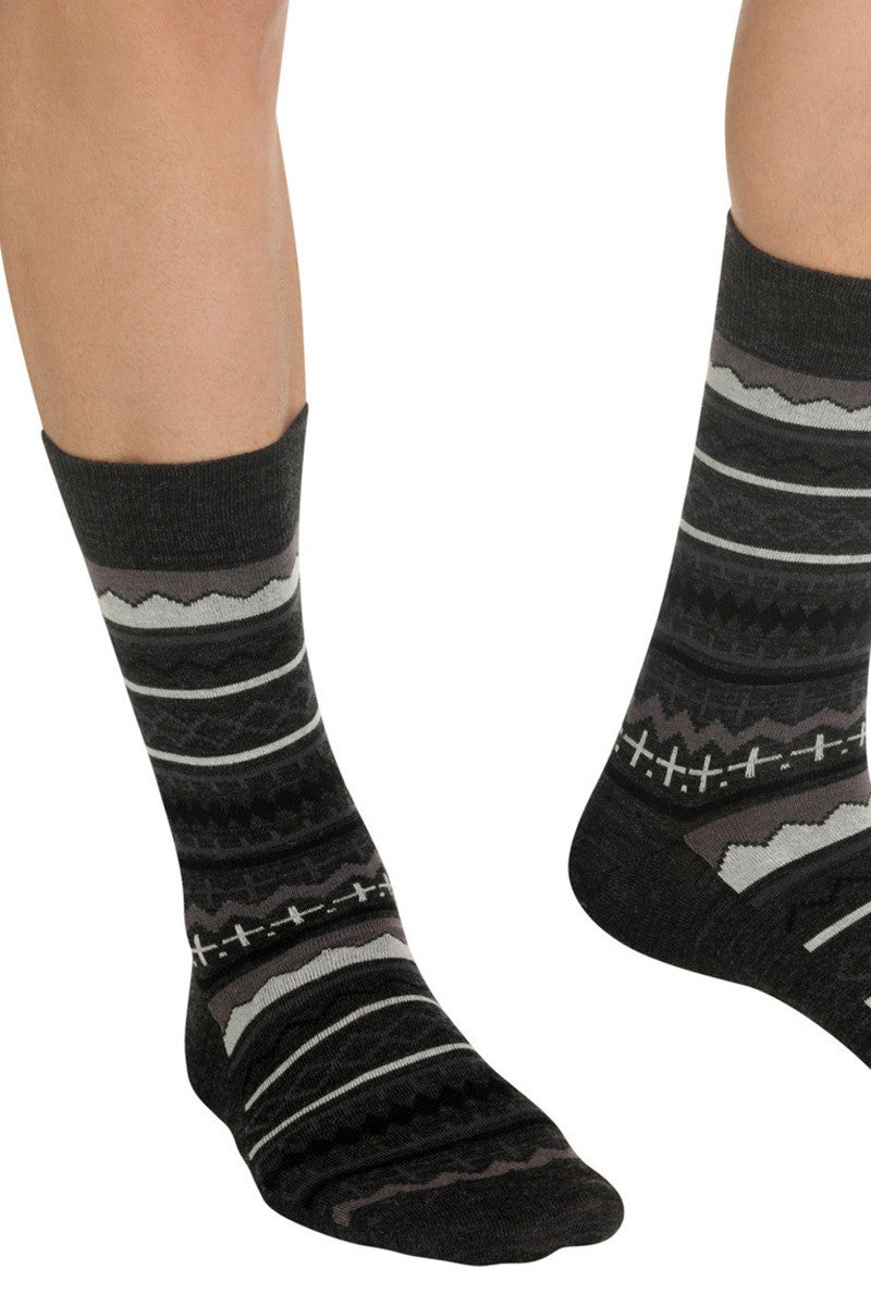 Шкарпетки з орнаментом D04D3