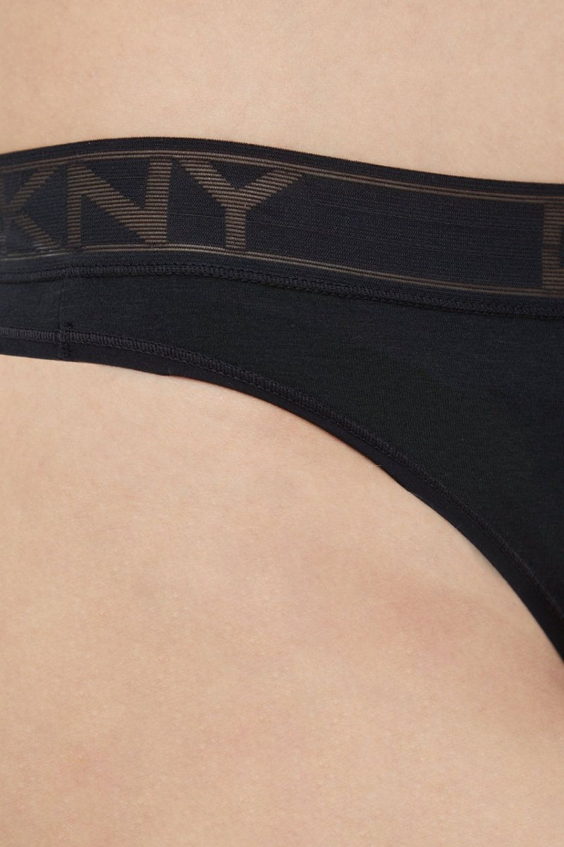 Трусики стринг с логотипом DK8821 black