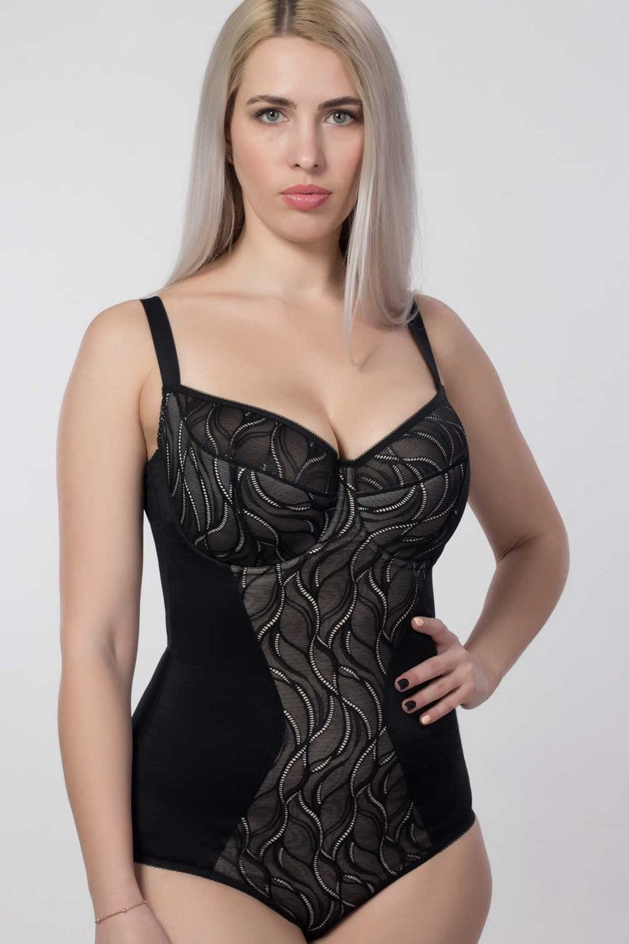 Корректирующая грация с кружевом 3200/400 black