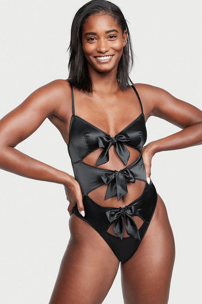 Атласное боди с бантами 915340287