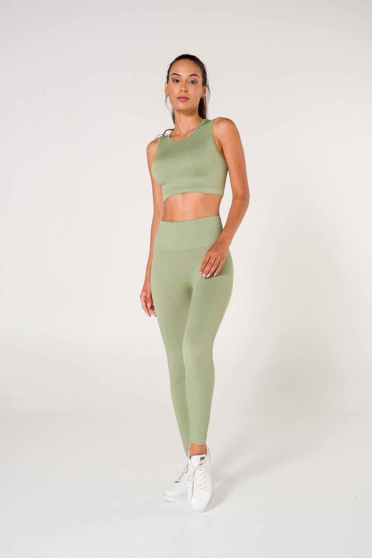 Бесшовные спортивные леггинсы в рубчик 1550 mint