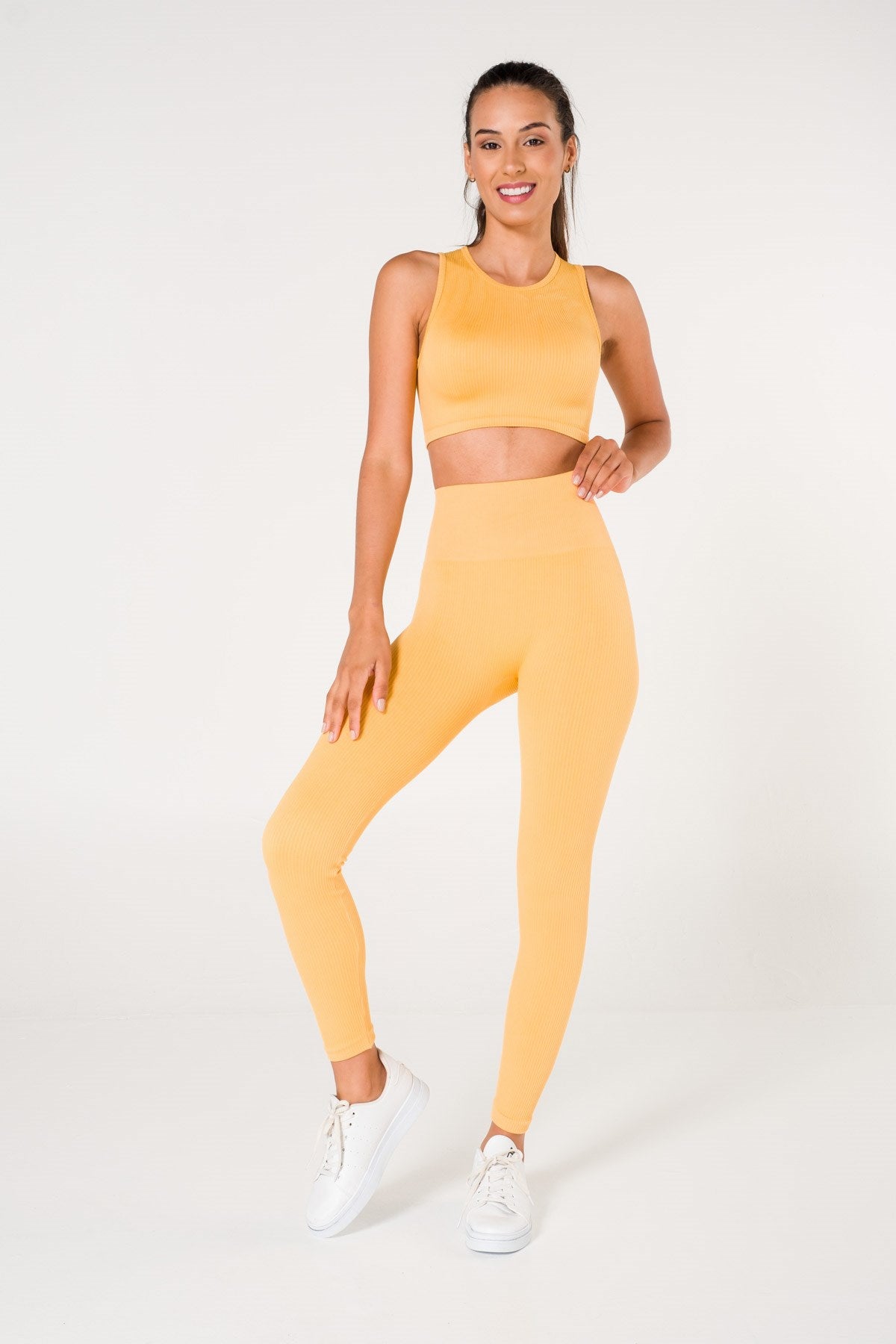 Бесшовные спортивные леггинсы в рубчик 1550 mustard