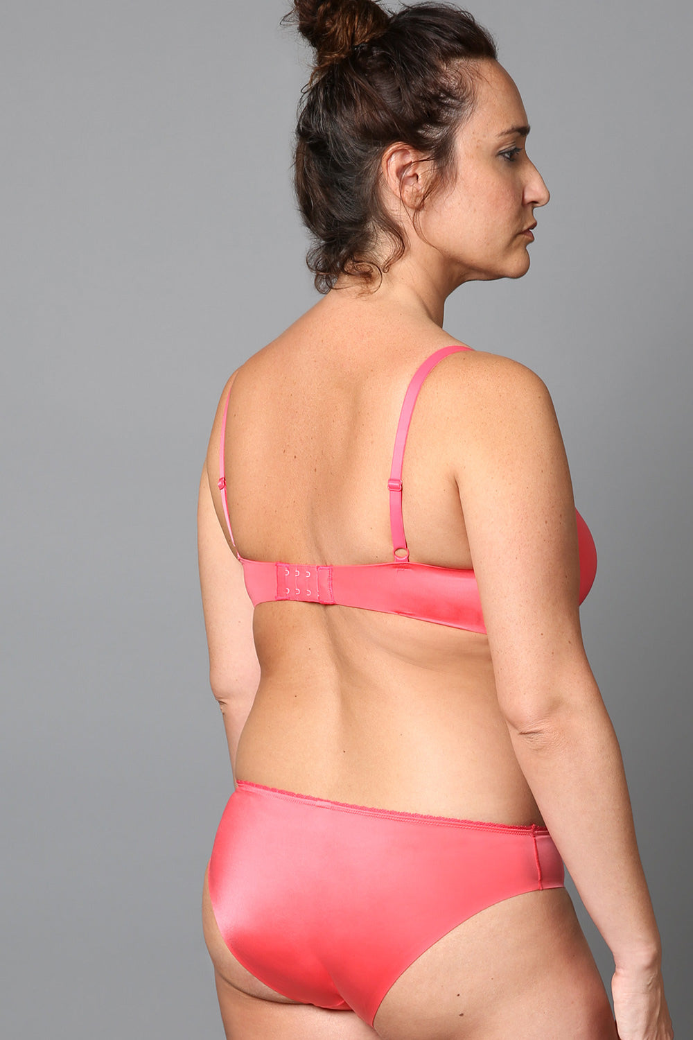 Комплект белья со съемными косточками 329col raspberry