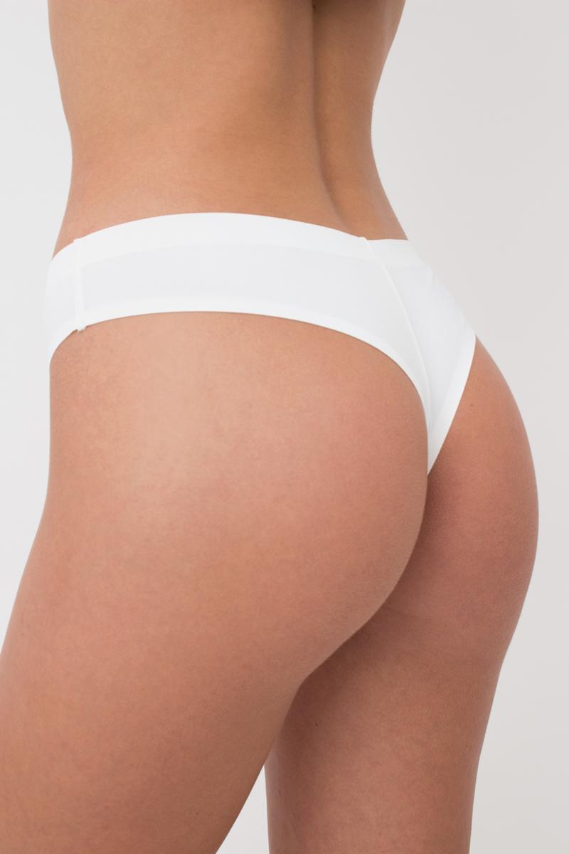 Трусики стринг из микрофибры Vanessa UP-00000532 whisper white