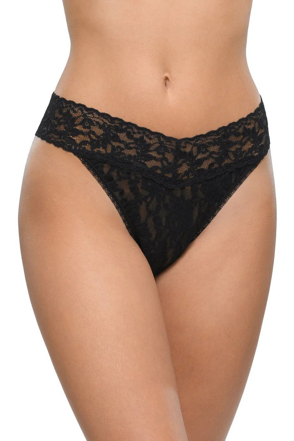 Кружевные трусики стринг 4811P Signature Lace black