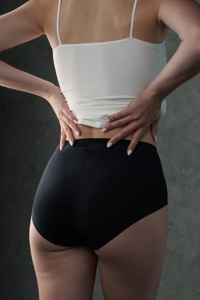 Высокие трусики слип CAREY 32131 black