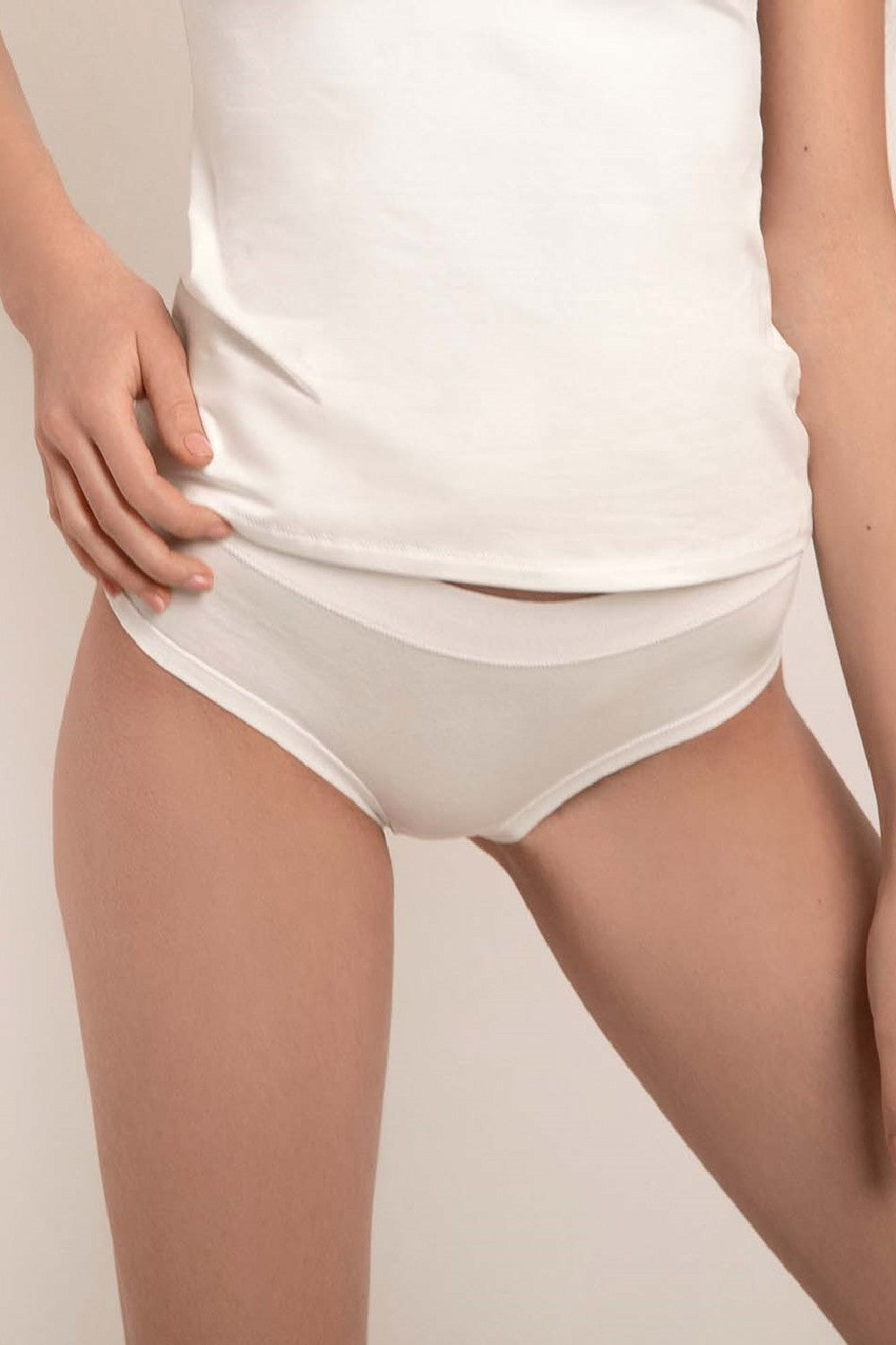 Хлопковые шортики 5607 Elian white