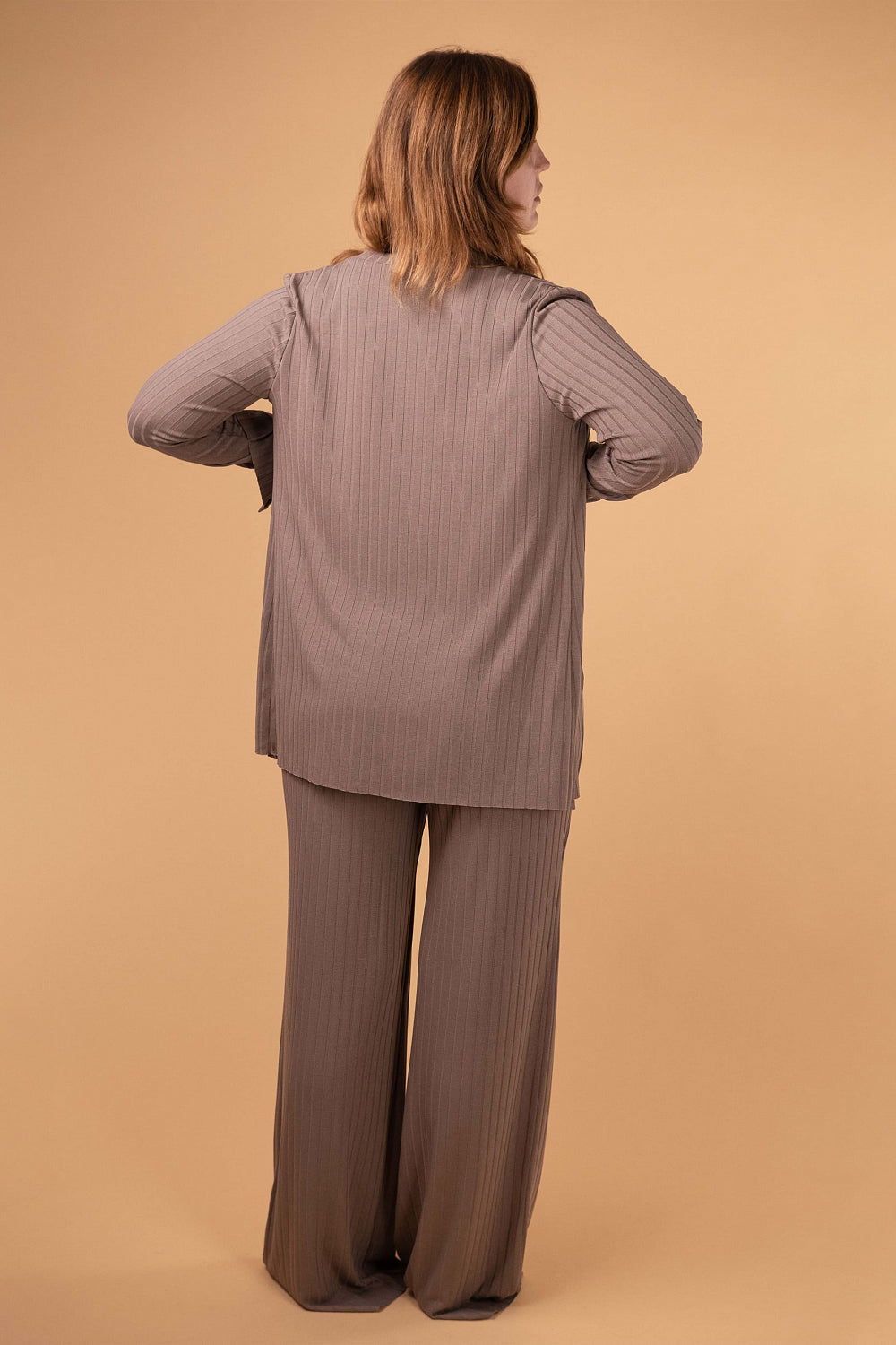 Трикотажный кардиган в рубчик HOM2216069 chocolate