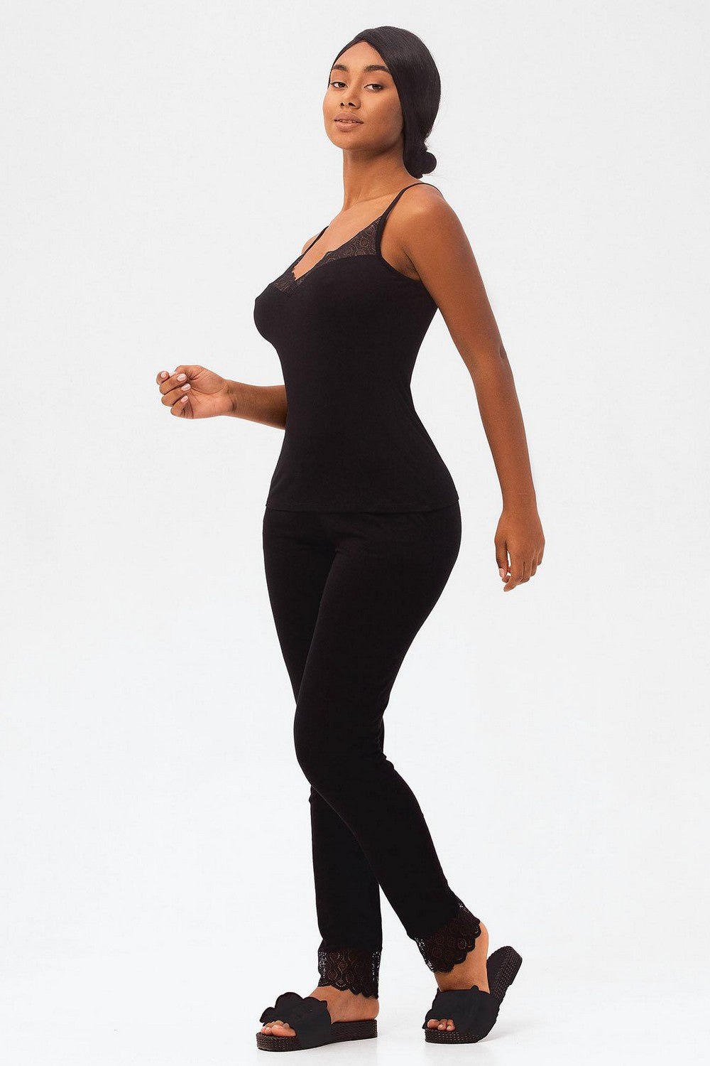 Пижама из вискозы с кружевом 1349/60065