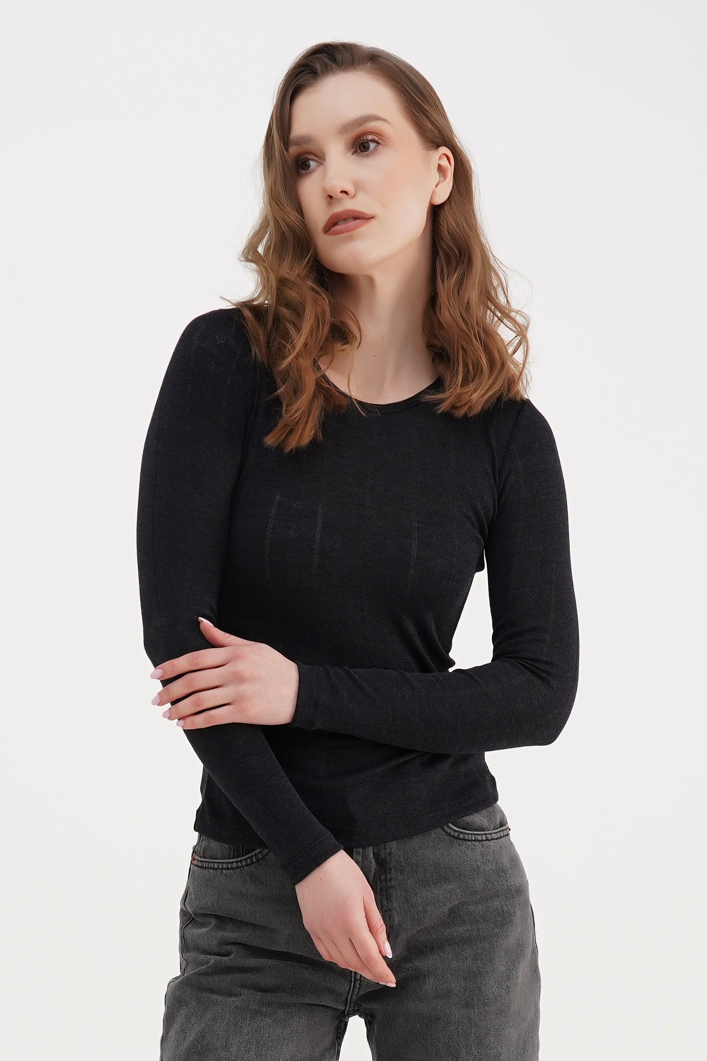 Шерстяной ажурный лонгслив 23181 dark gray