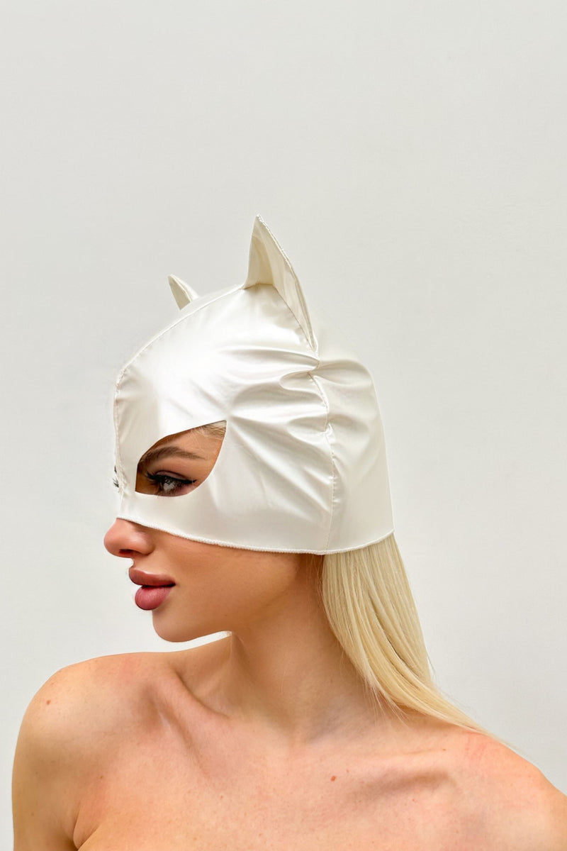 Лаковая маска кошки 7101