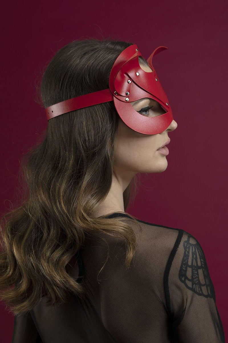 Кожаная маска кошки Catwoman mask red
