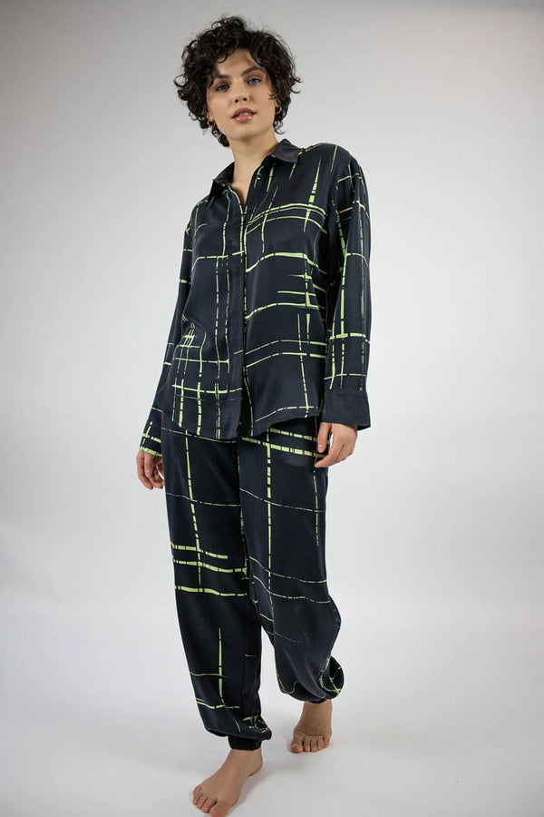 Шелковая пижамная блуза 241201-04 black cell