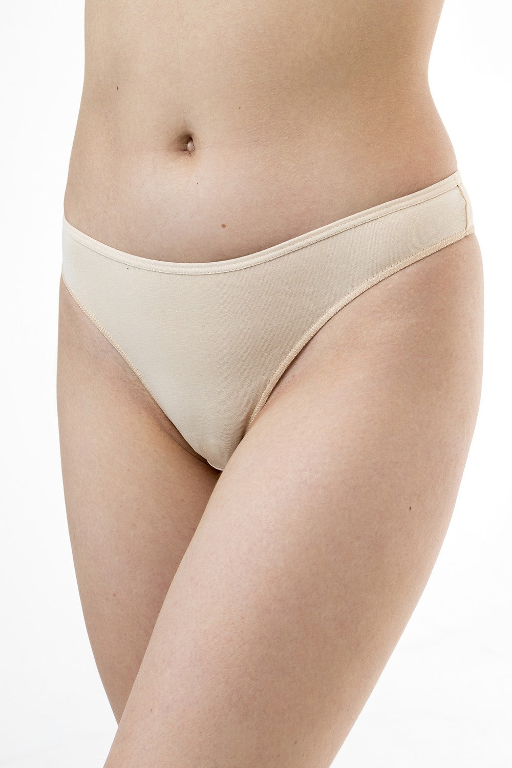 Хлопковые трусики стринг 62205 beige