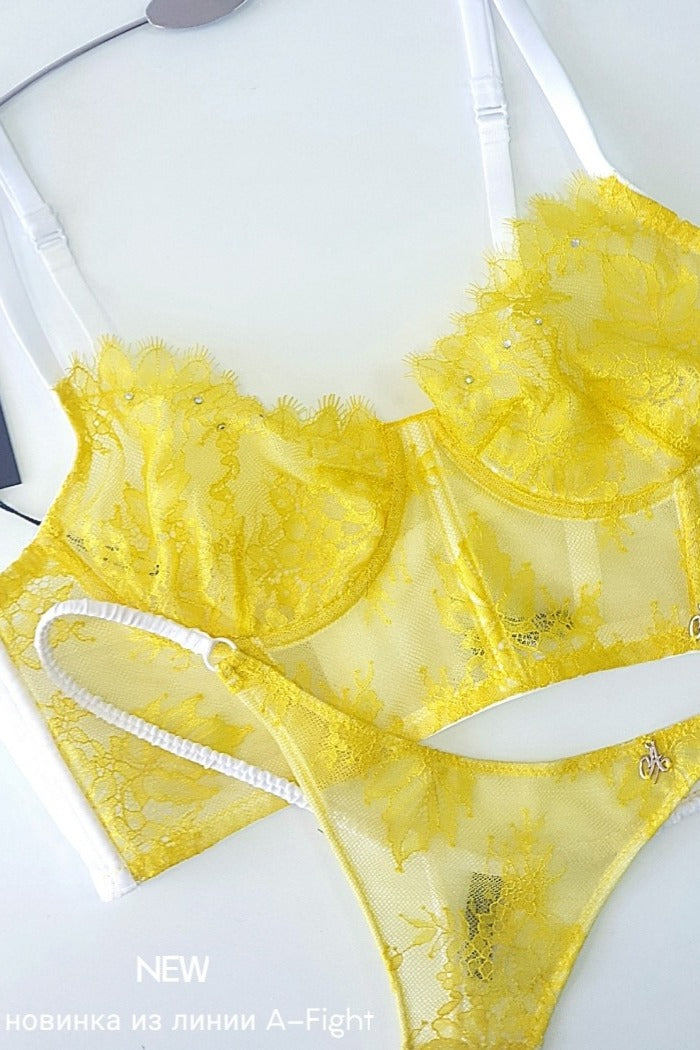 Мереживний комплект зі стразами Swarovski