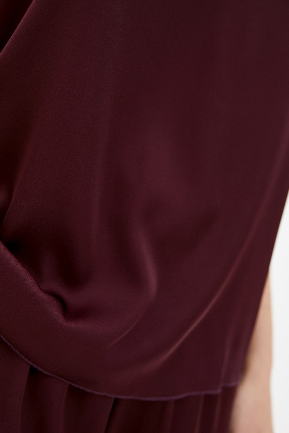 Майка на тонких бретелях Ella sliwka