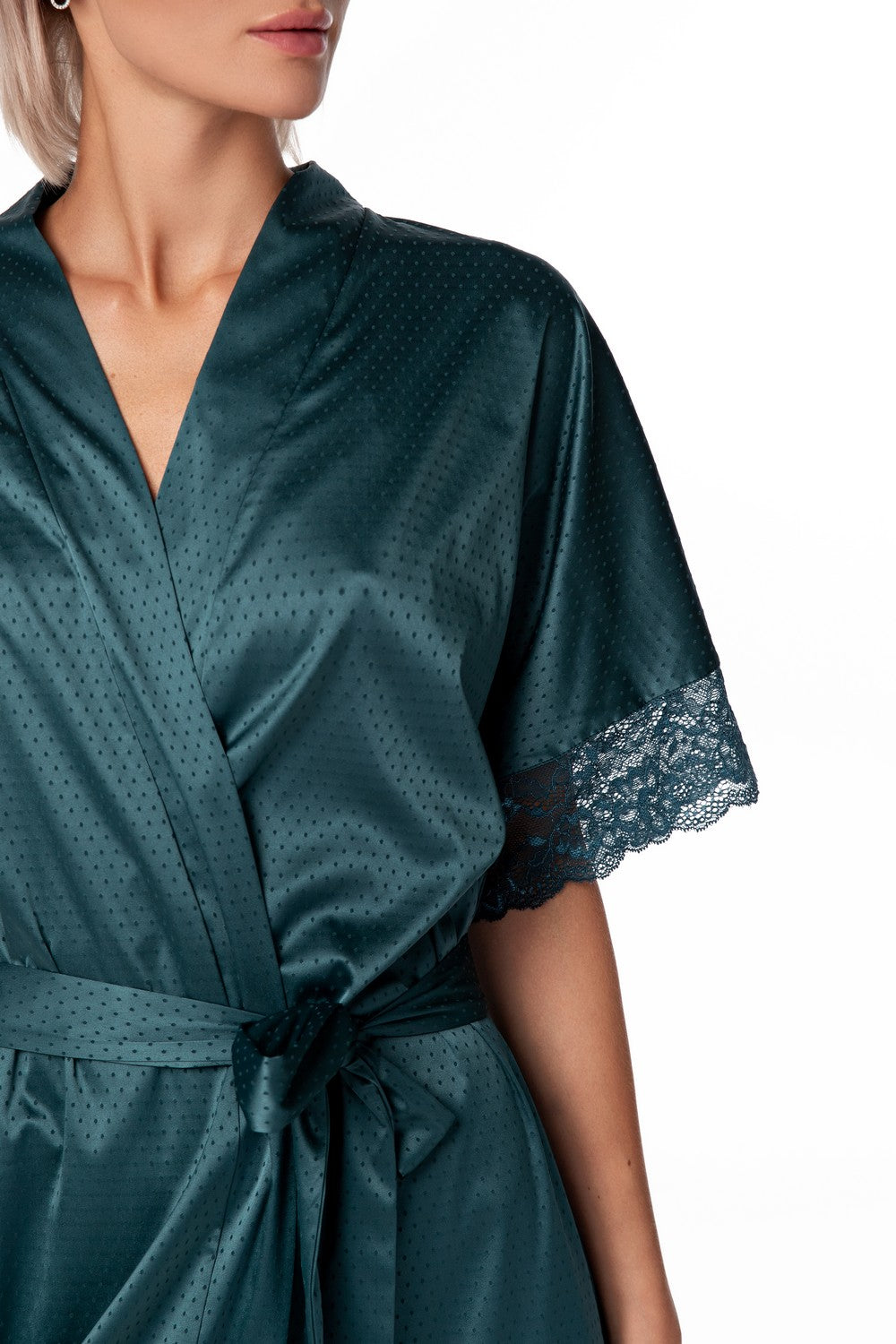 Сатиновый халат с кружевом Gillian malachite
