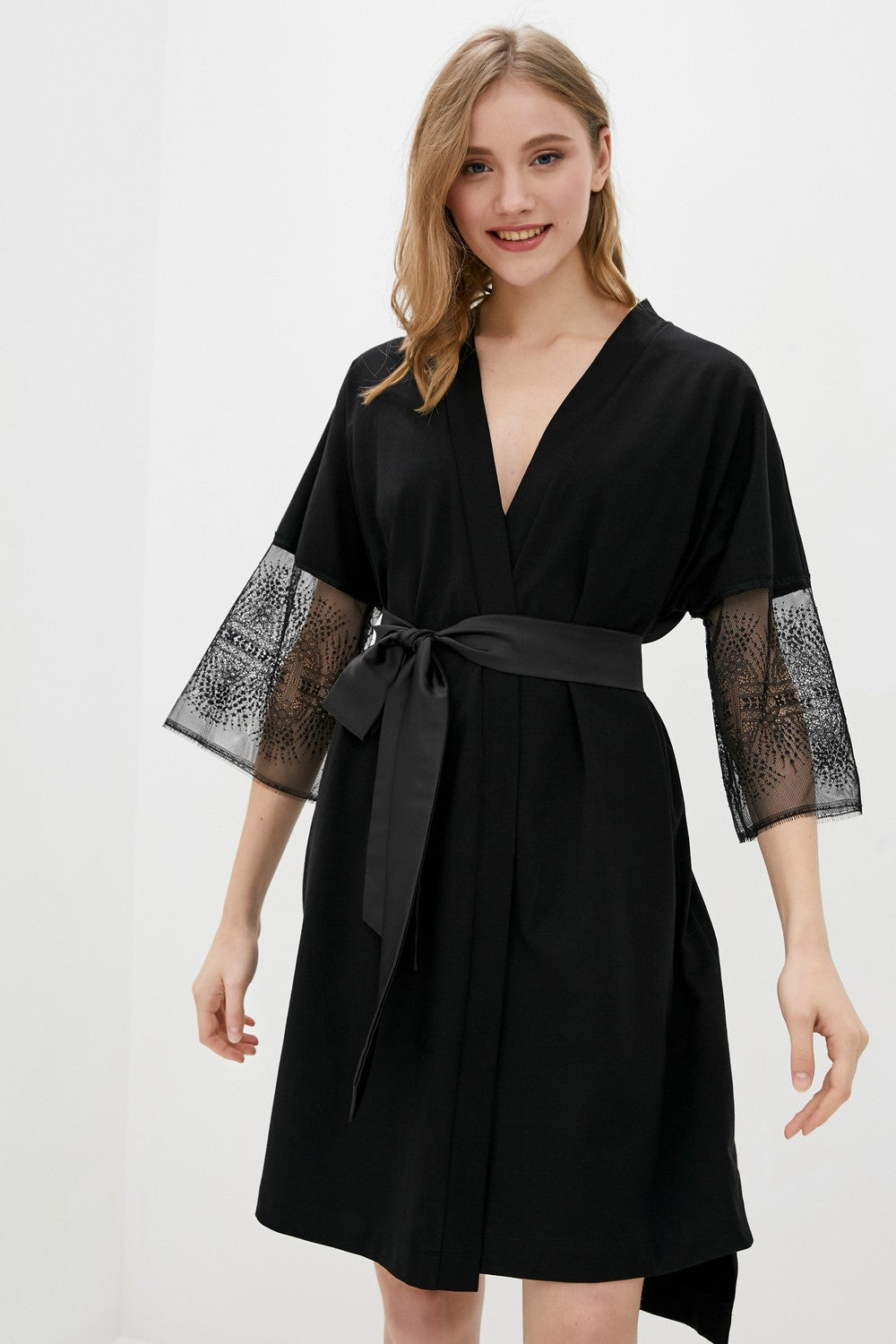 Хлопковый халат с кружевом Taurito black