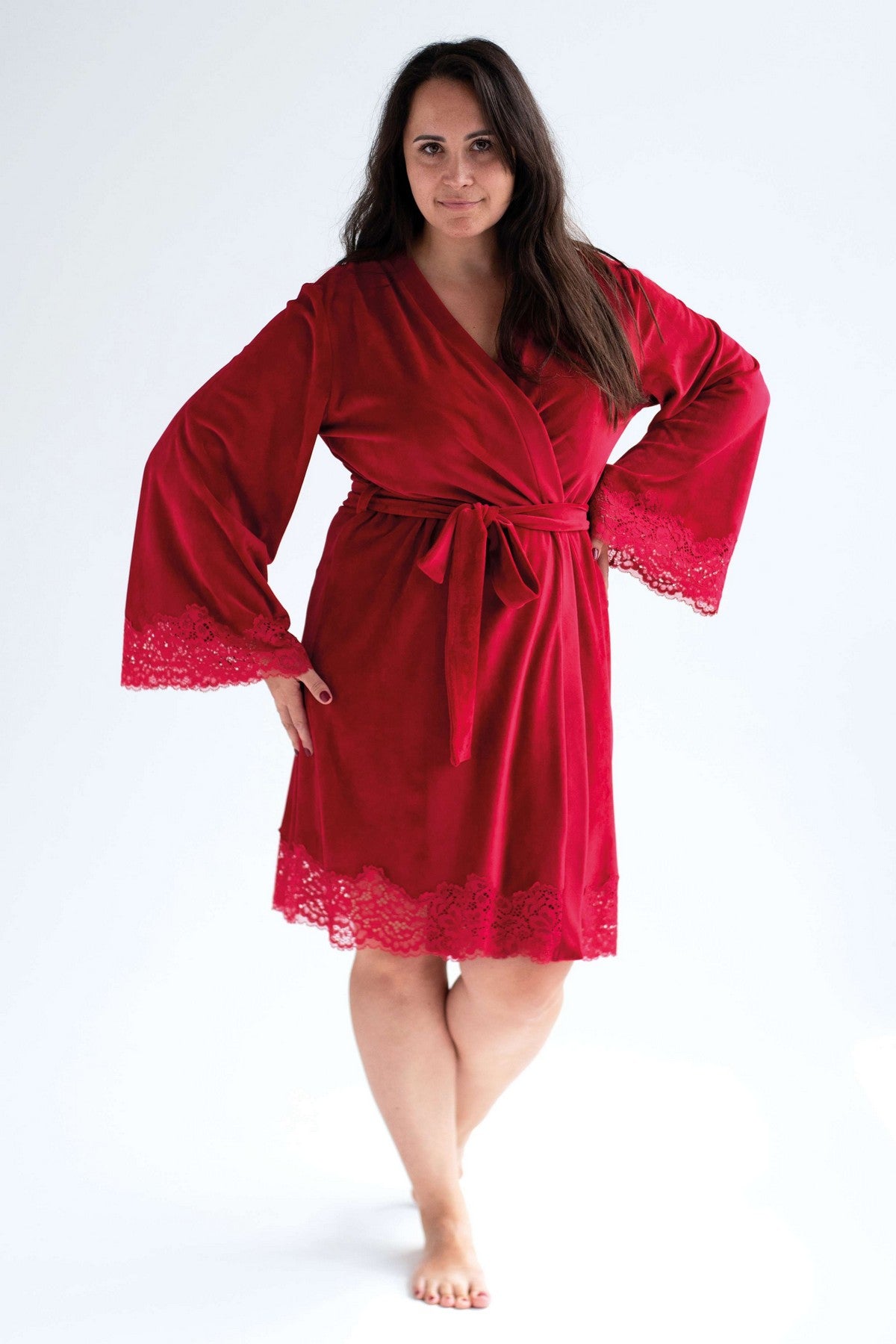 Велюровый халат с кружевом 1930 red