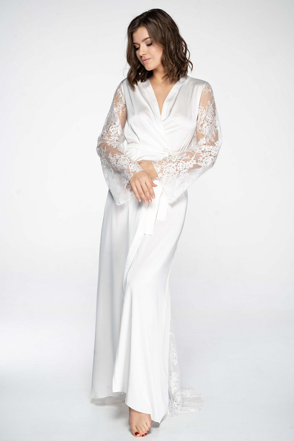 Пеньюар с кружевными рукавами 2004 ecri