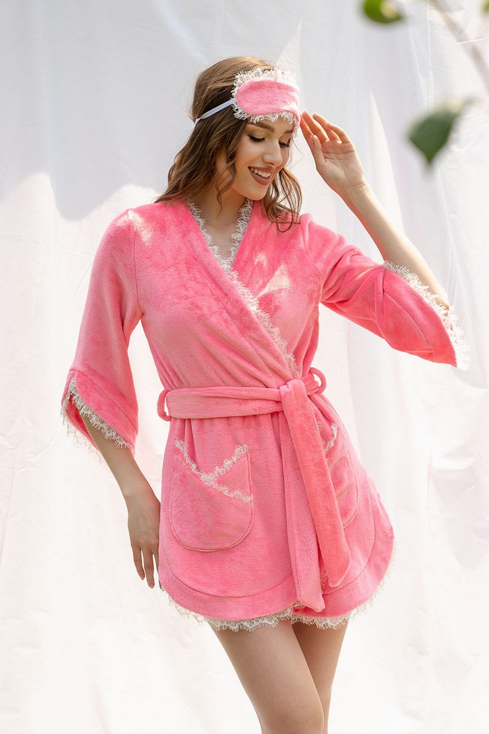 Маска для сна с кружевом pink