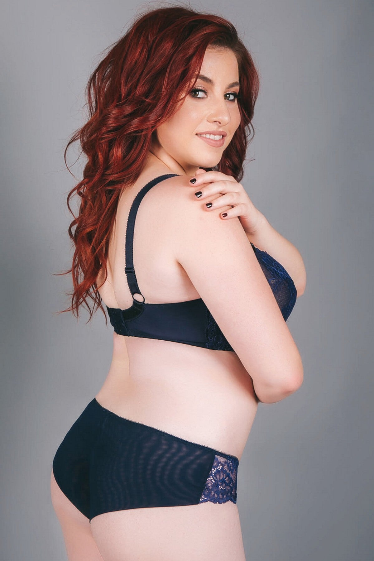 Мягкий бюстгальтер с кружевом SB 136 navy