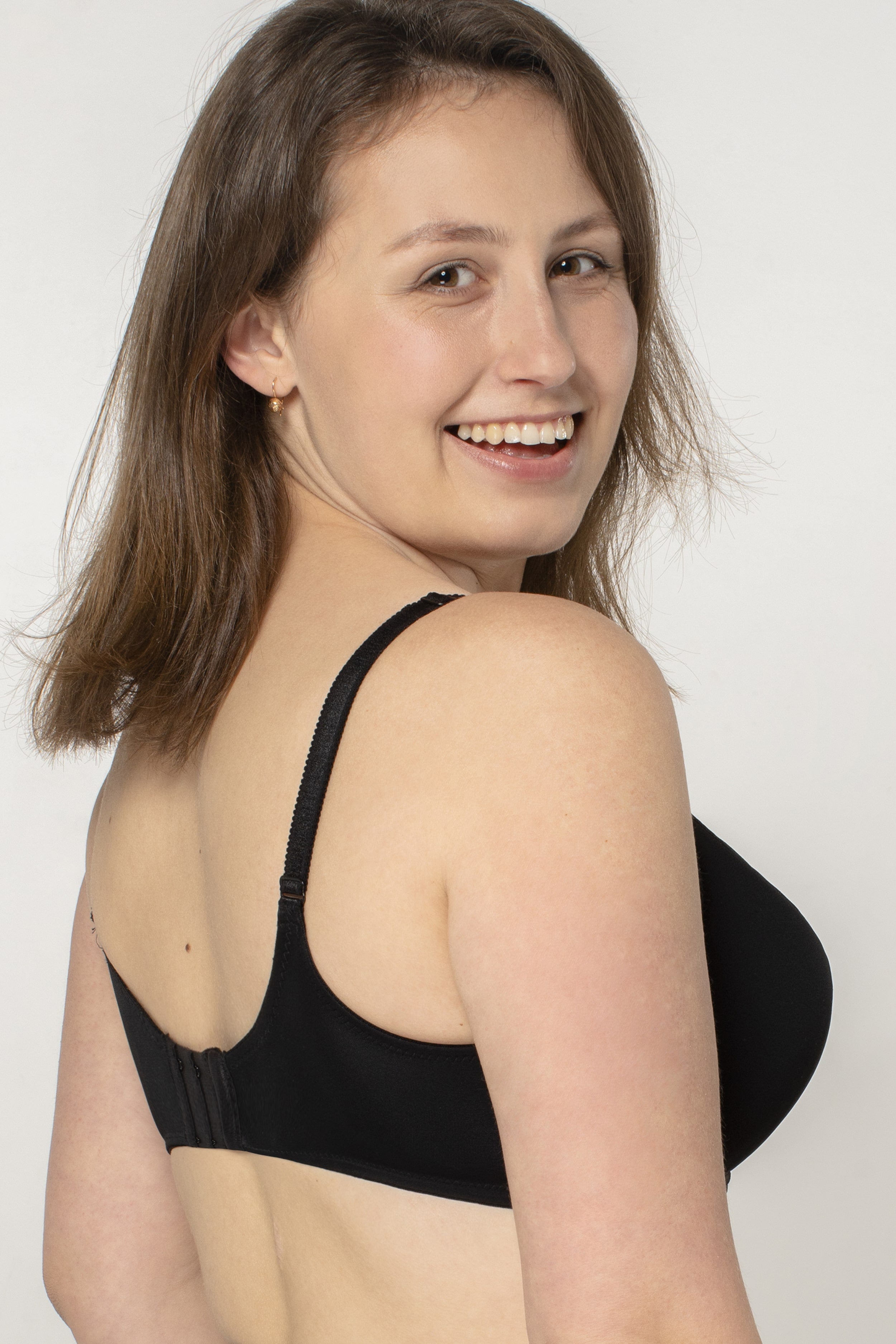 Полудублированный бюстгальтер на косточках 1120052/052С black