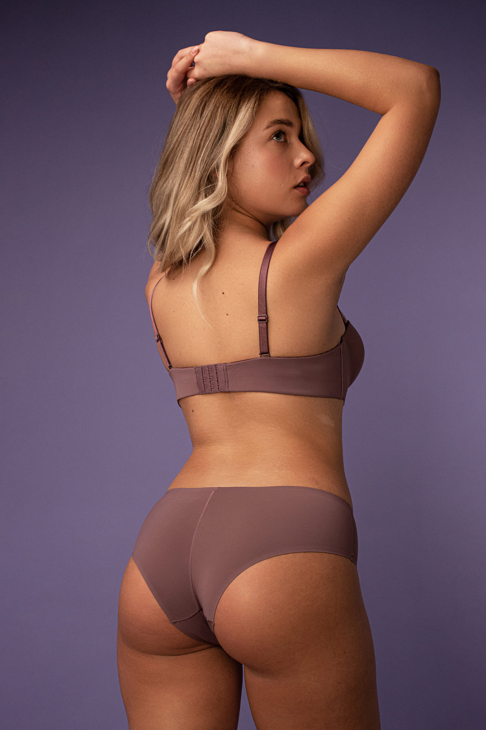 Бесшовный бюстгальтер push-up SLZ19801025/025C grape