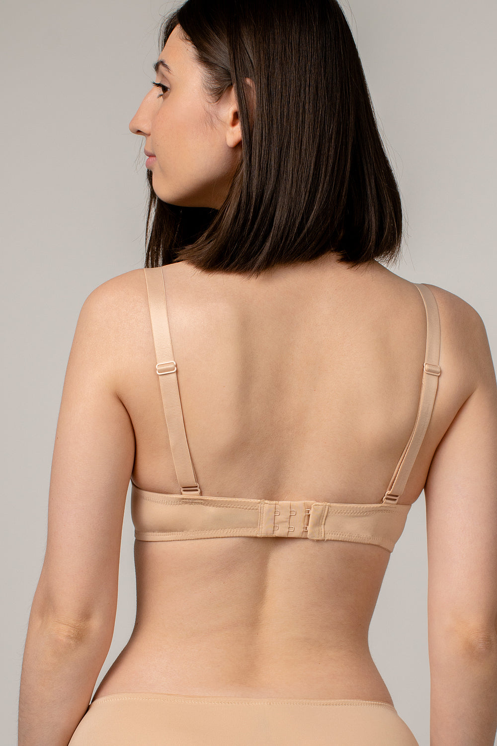 Гладкий бюстгальтер из микрофибры SLZ24001108/108BC biscuit