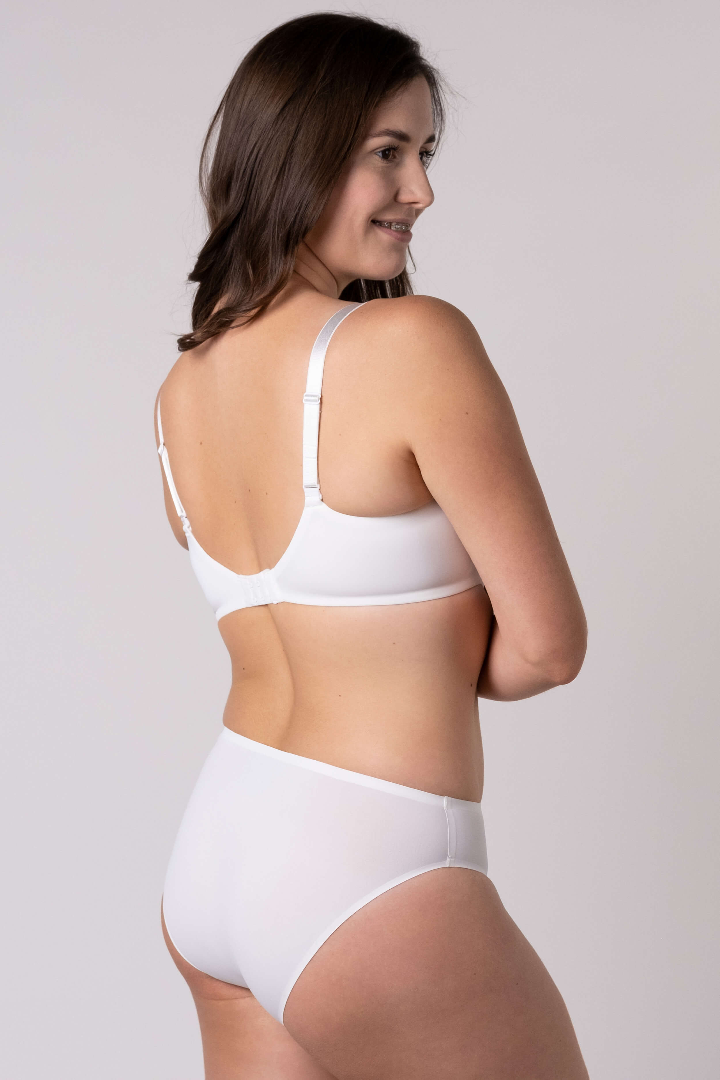 Бесшовные трусики слип SLZ19802001/001C white