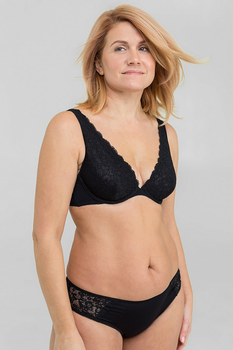 Трусики бразилиана с кружевом SLZ18402003/033E black