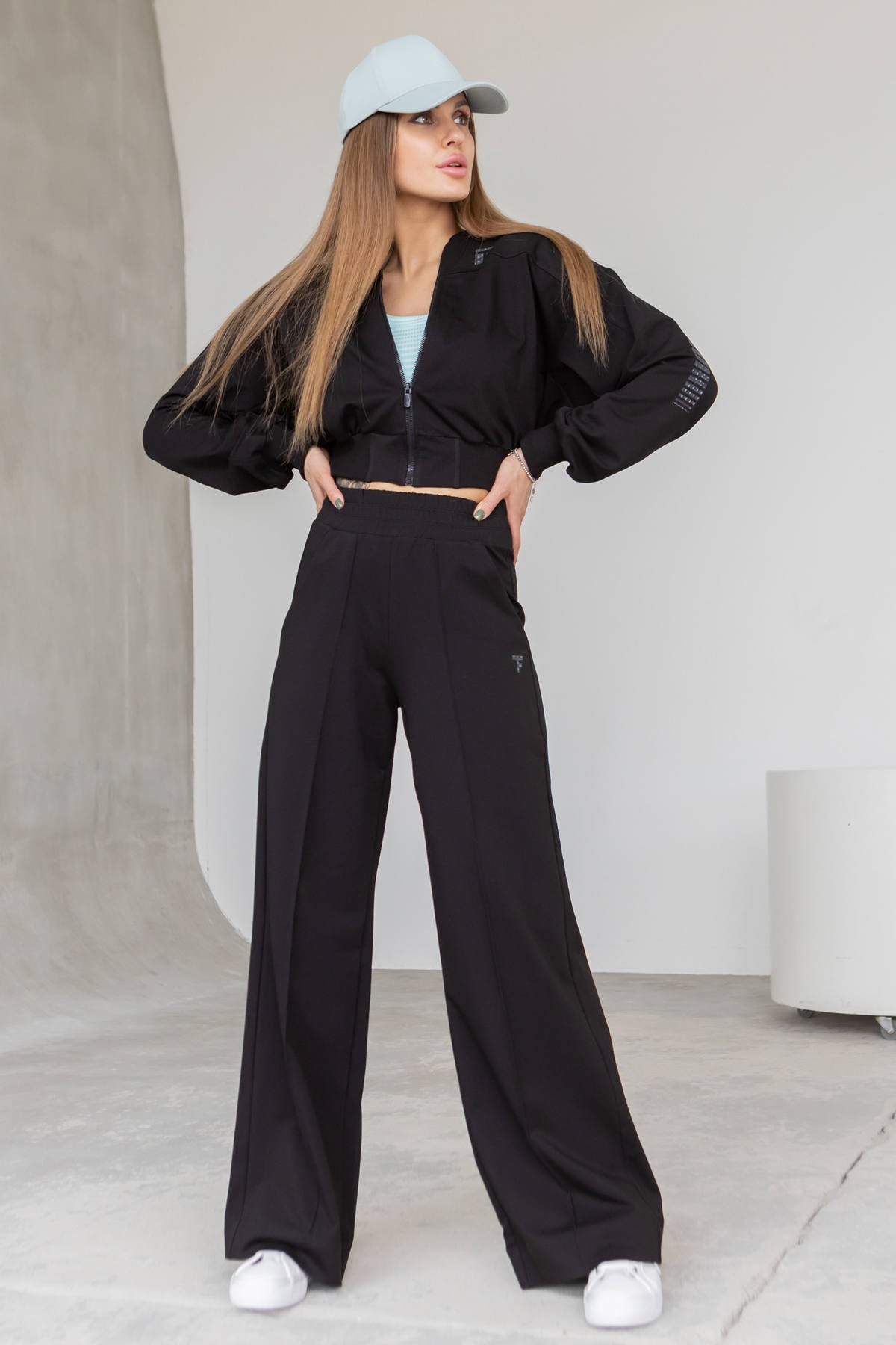 Бомбер на блискавці A4-LD10