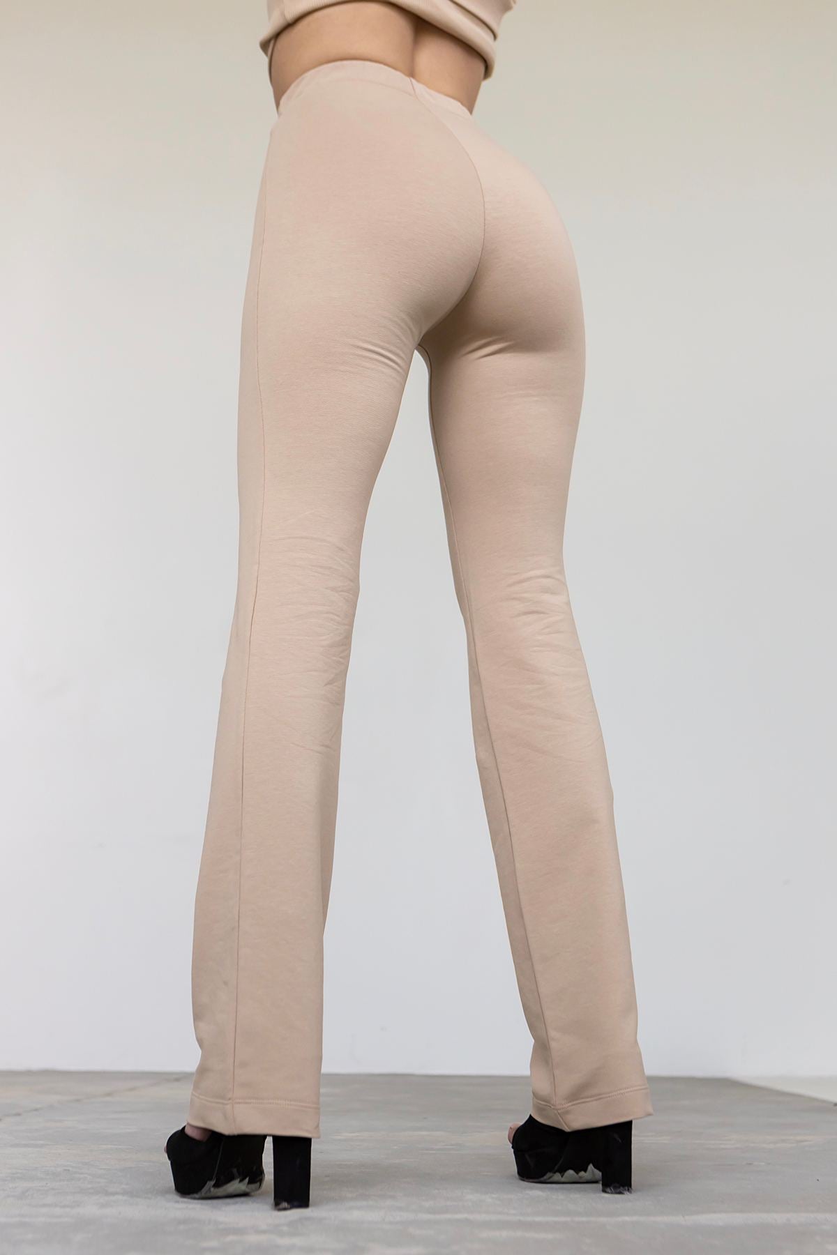 Прямые брюки на резинке E5-LD32