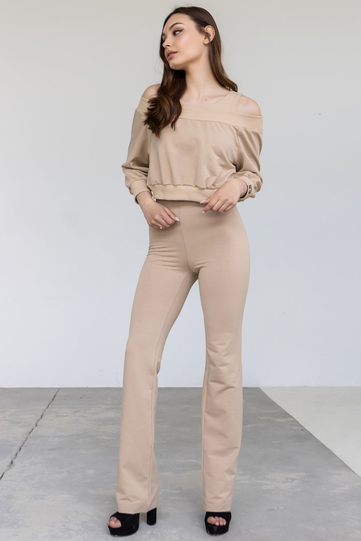 Прямі штани на резинці E5-LD32