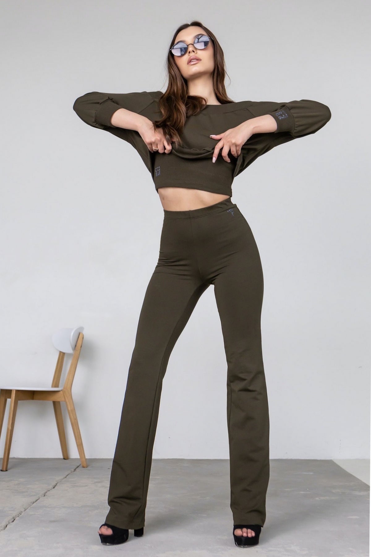 Прямі штани на резинці E5-LD36