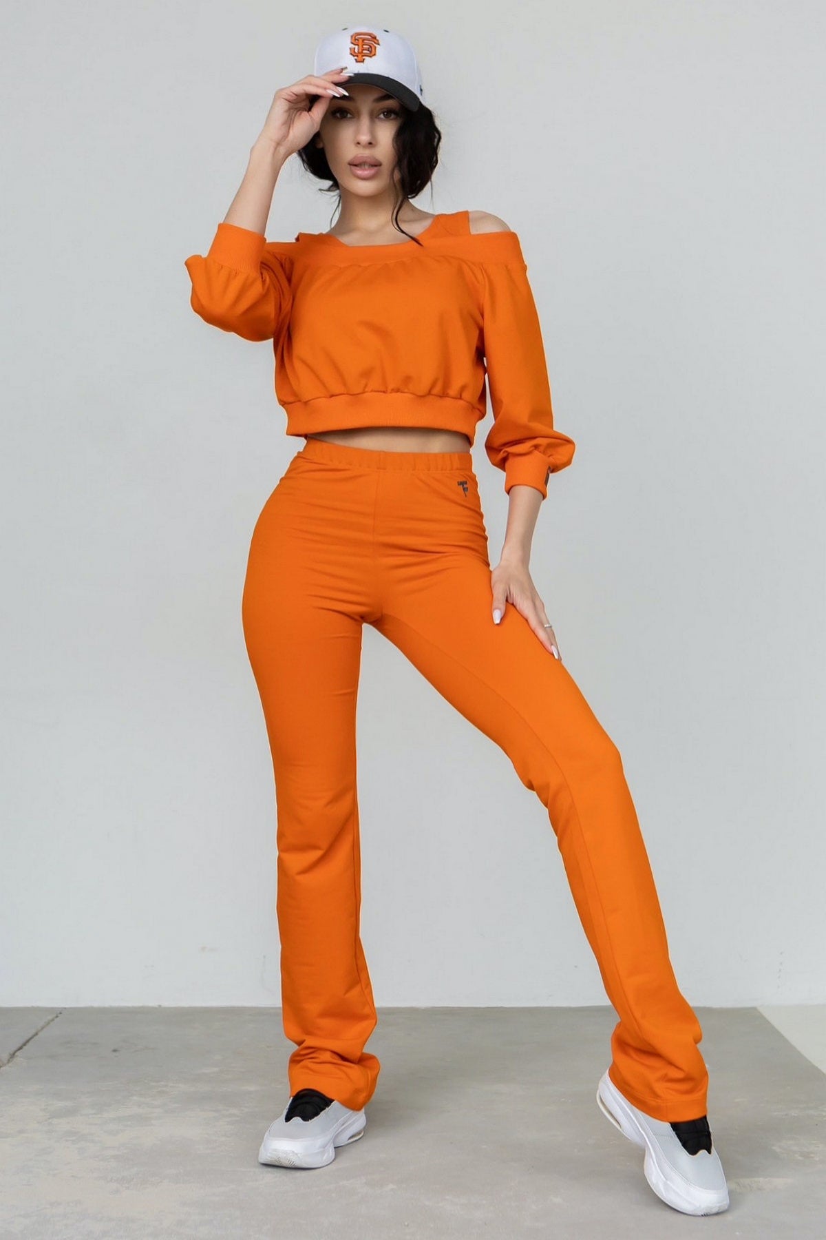 Прямі штани на резинці E5-LD58