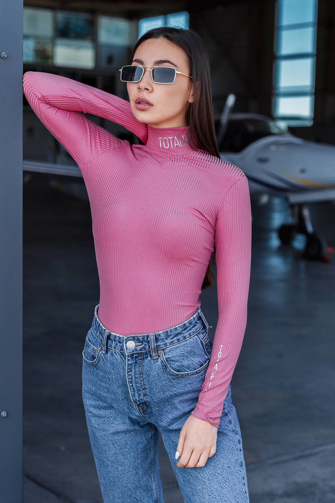 Приталенный гольф с горловиной Elite Skin RW10-R23