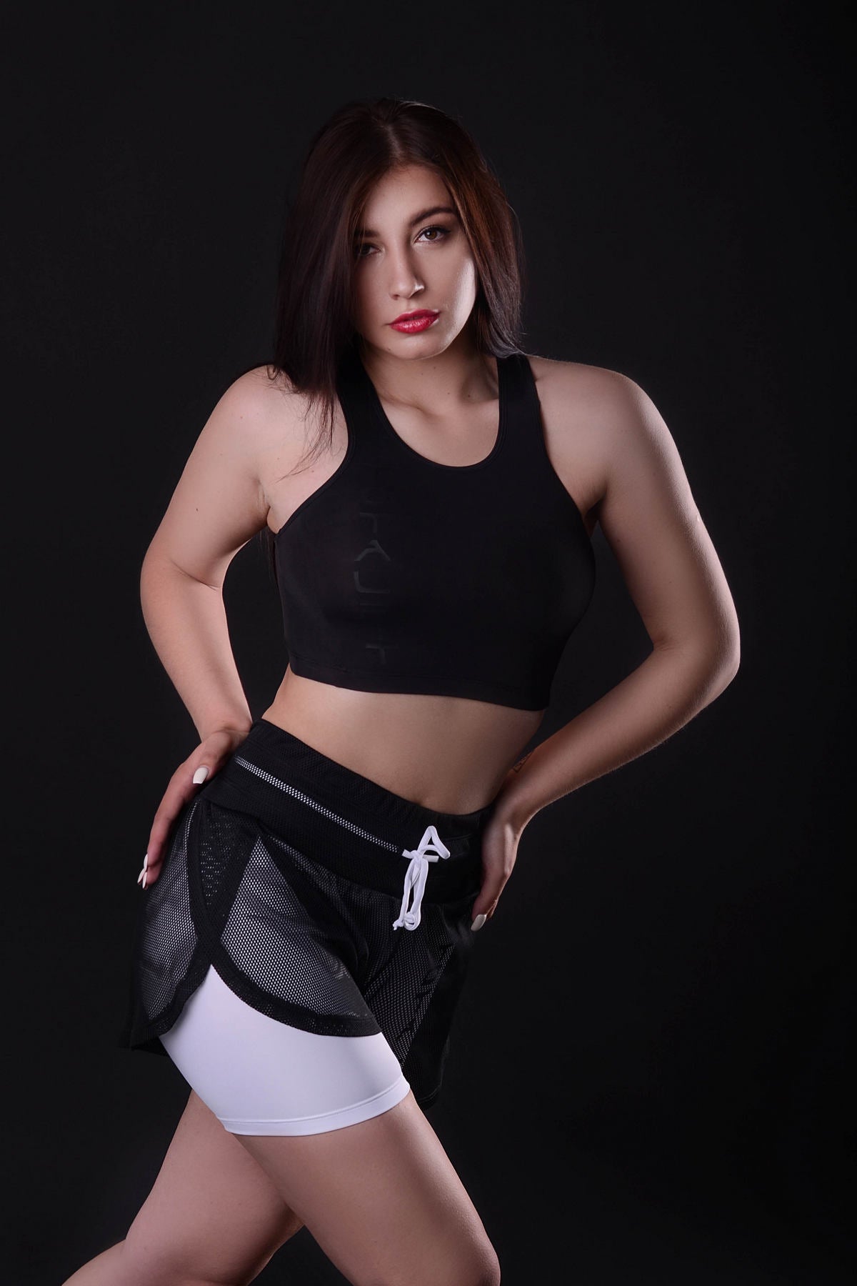 Спортивные шорты с сеткой HW4-C11/10