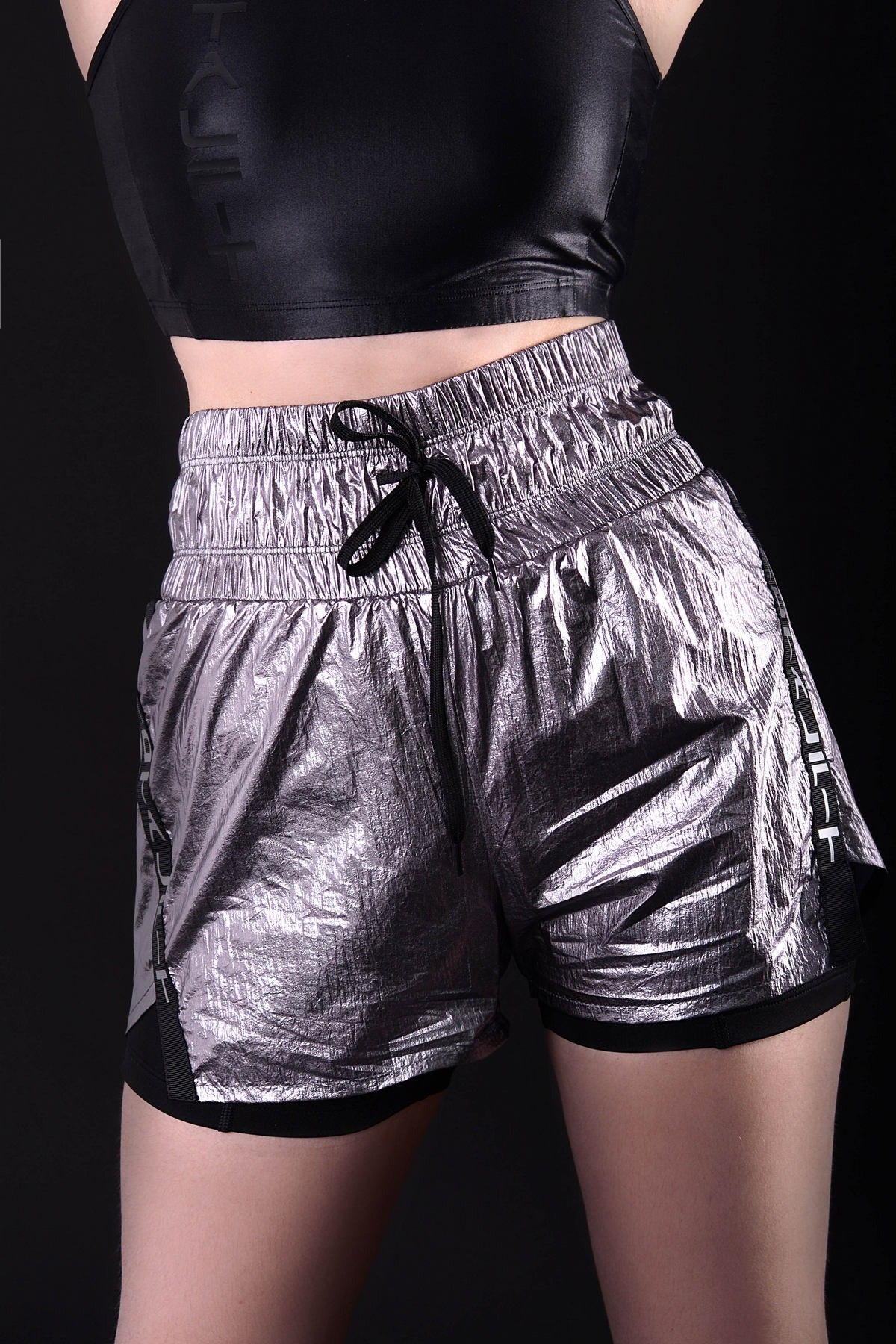 Двойные спортивные шорты HW9-C21