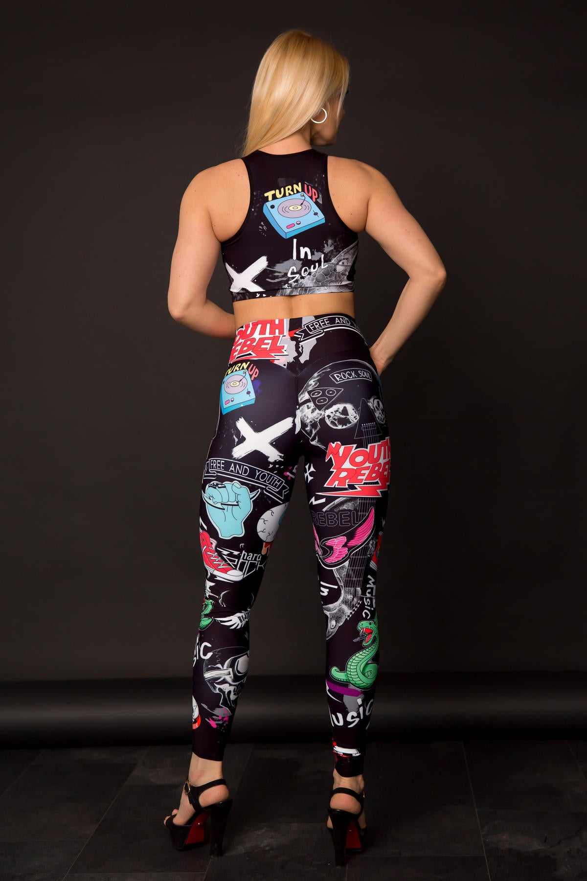 Спортивные леггинсы с ярким принтом Stickers LG14-P67