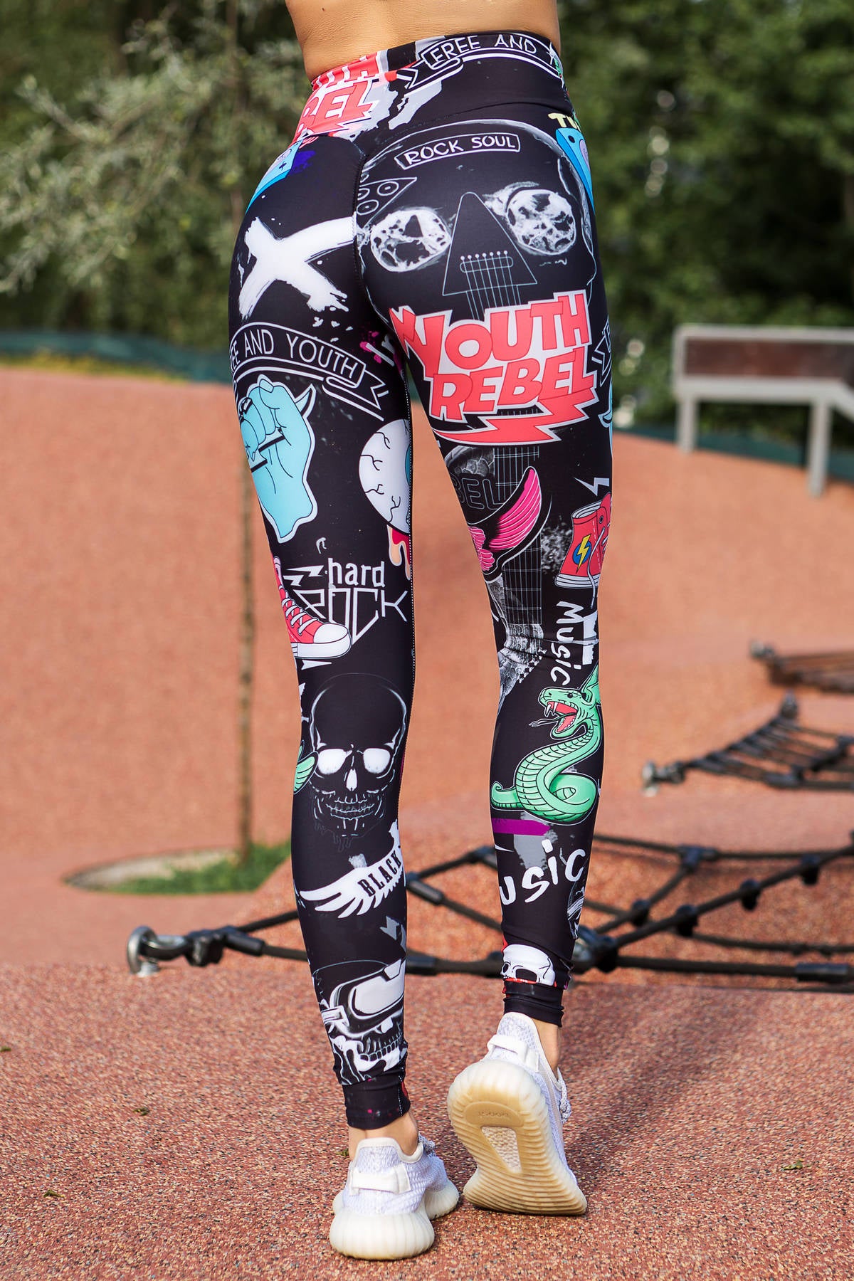 Спортивные леггинсы с ярким принтом Stickers LG14-P67