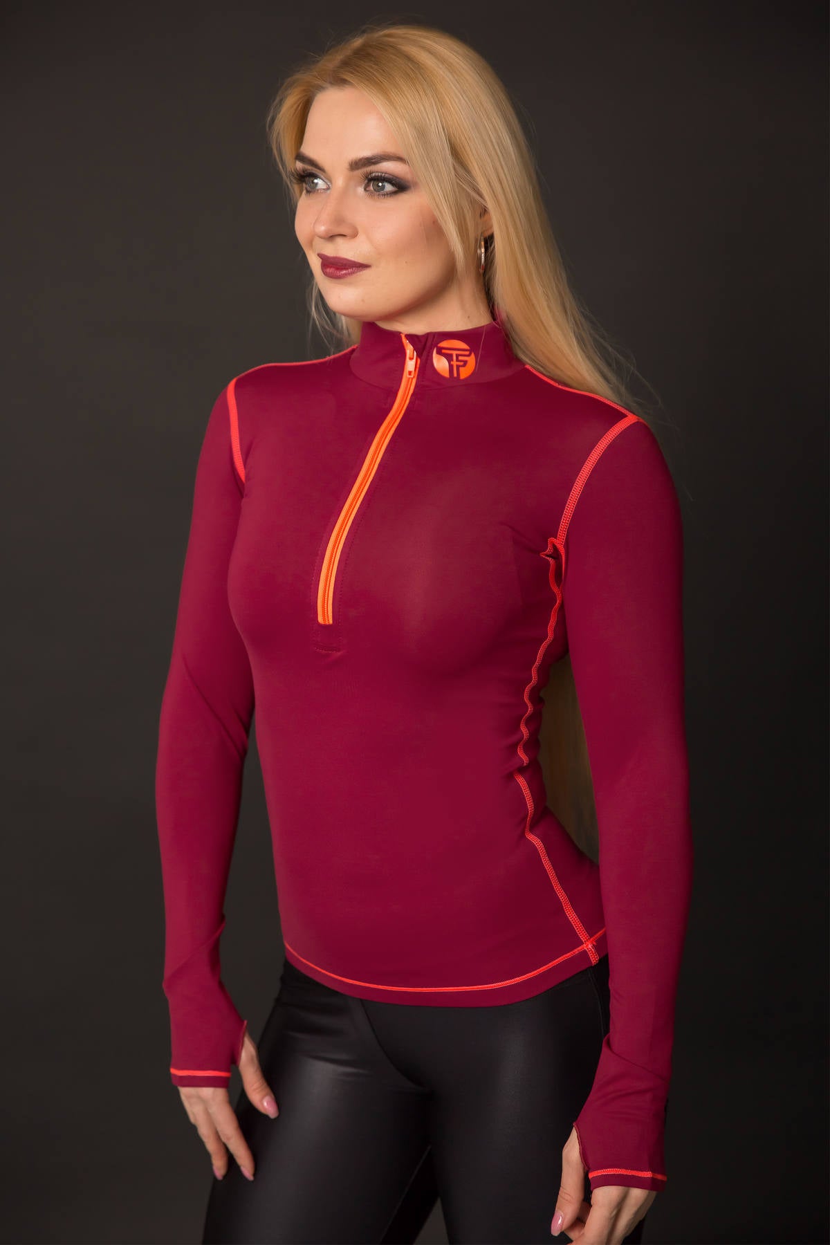 Спортивный рашгард RW6-C37 (без леггинсов) 