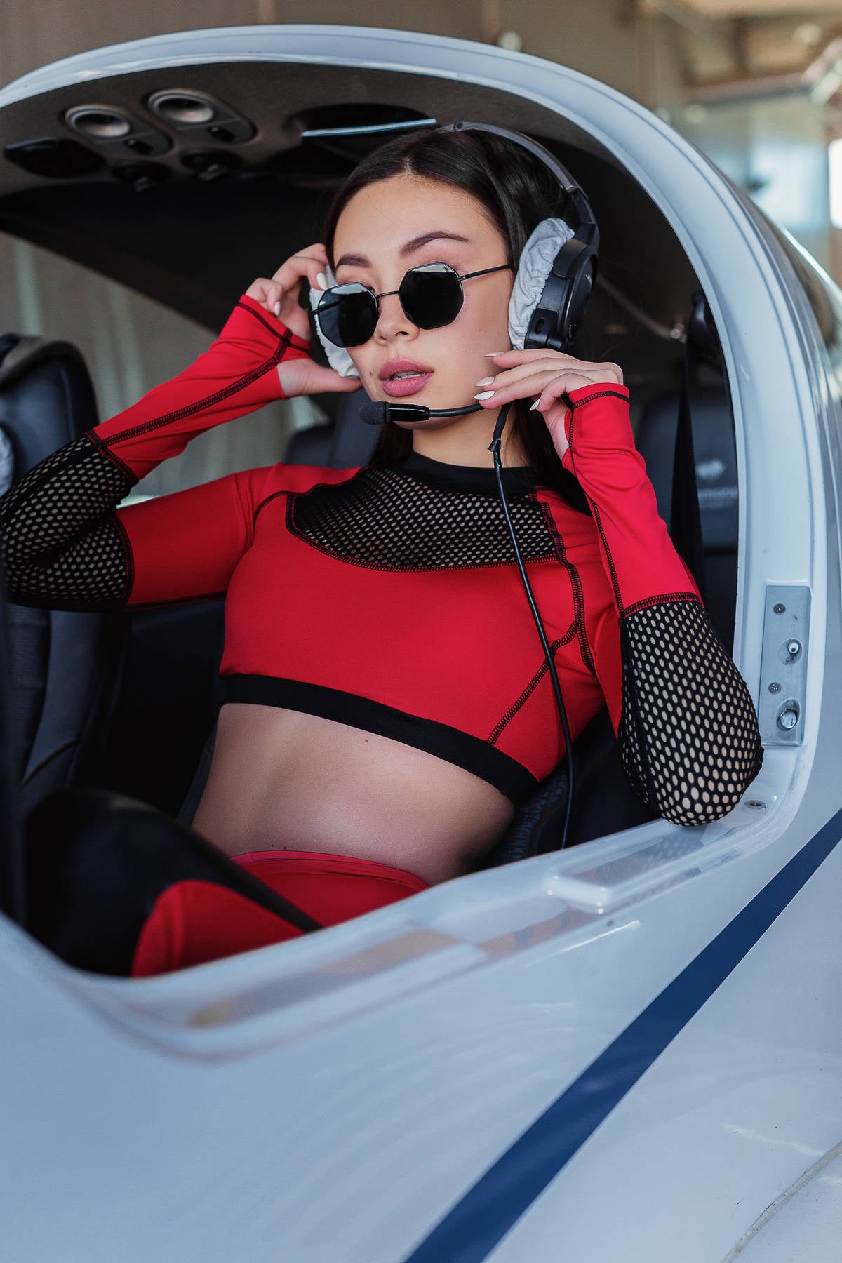 Спортивный кроп-топ с сеткой T14-C4