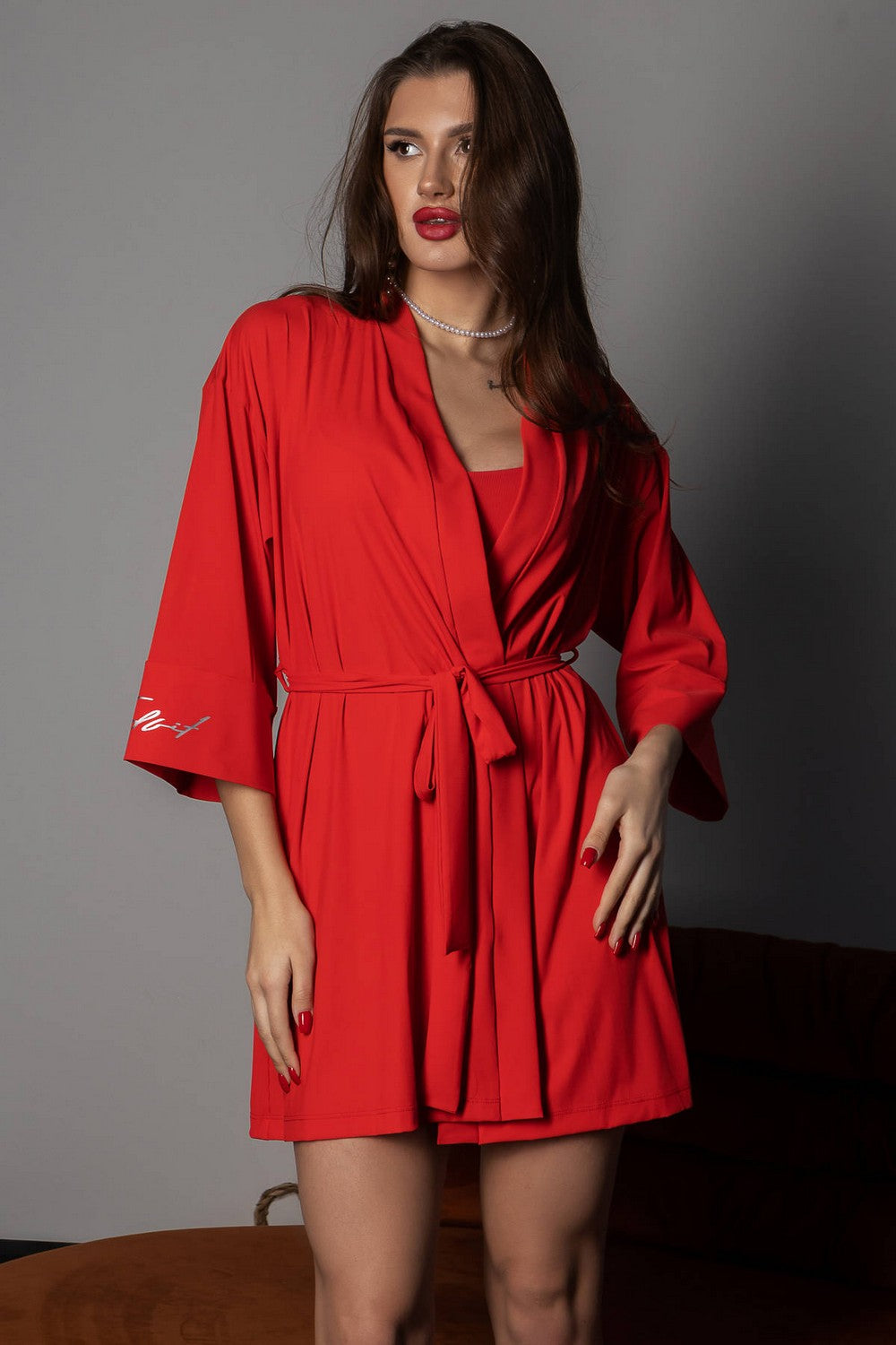 Халат с широкими рукавами Hollywood XA1-Q4