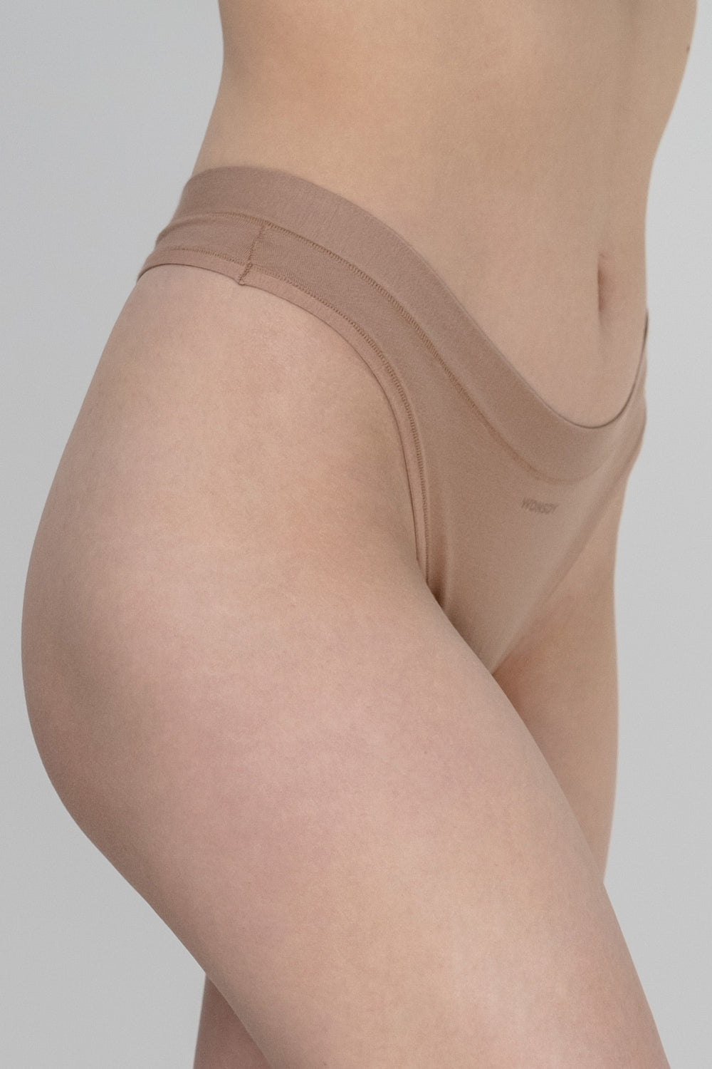 Набор трусиков стринг SLZ24602002 sand/cream/nude 3шт.