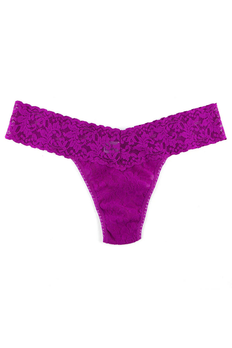 Трусики стринг 4911P Signature Lace countess pink